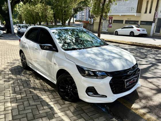 CHEVROLET ONIX 1.0 TURBO FLEX RS AUTOMÁTICO CHEVROLET ONIX 1.0 TURBO FLEX RS AUTOMÁTICO